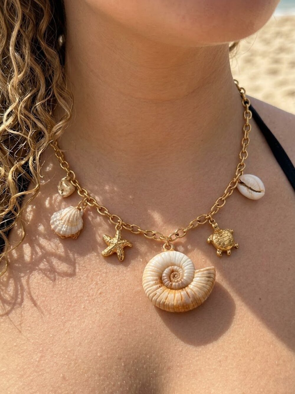 18K Gold Plated Faux Shell Mermaidcore Charm Necklace Turtle Starfish 15.5"